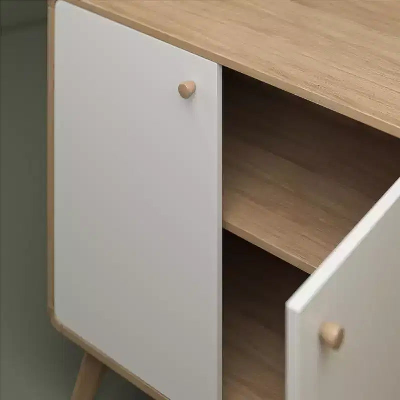 Meuble d'appoint de style scandinave