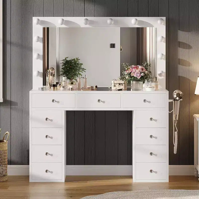 Coiffeuse avec miroir, lumières LED et prise de courant Table de maquillage