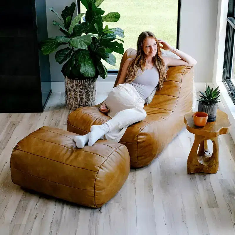 Chaise longue pouf structuré rempli de mousse, tous âges