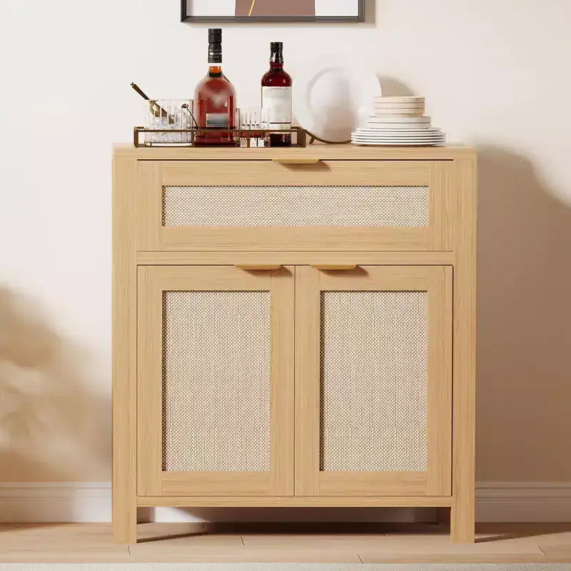Buffet bahut moderne en rotin avec portes